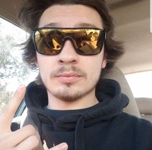 Meet your Posher, Philippe